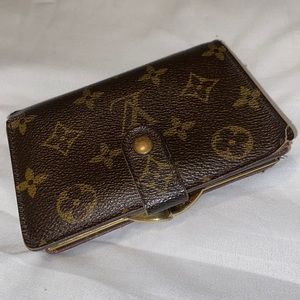 Authentic LV Monogram Kisslock Wallet